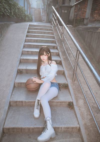 性乳燕三级在线观看_蓝光手机在线看